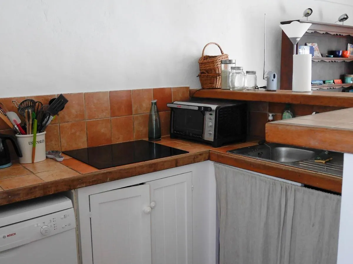 بيت للعطل Charmante Maison En Pierre Avec Jardin A Bangor, A 1500 M De La Plage De Vazen - Fr-1-418-157